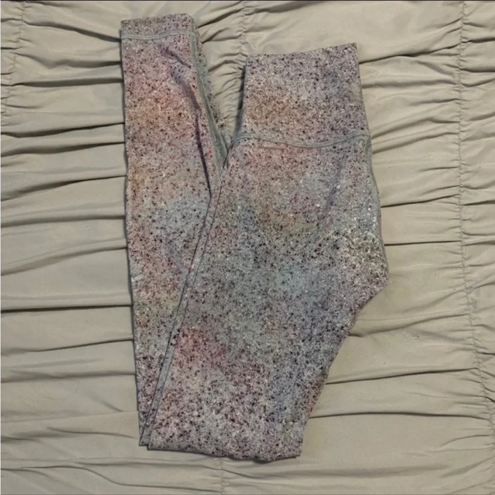 Lululemon wunder under